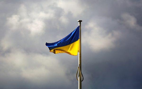 Politico: Киев запрашивает у США разрешение атаковать территории РФ