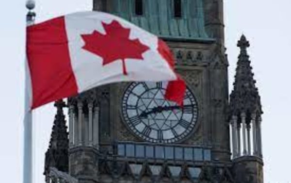 Власти Канады ввели санкции против ряда российских банков и структур